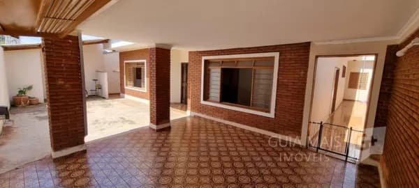 Casa no Jardim Sao Luiz com 3 quartos e Edicula