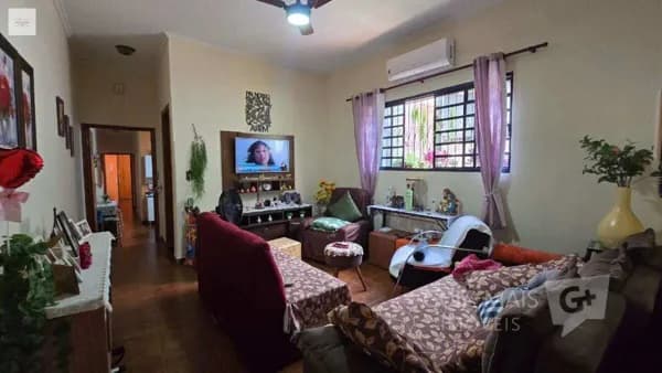 Casa à venda em Ribeirão Preto, Vila Tibério, com 2 quartos, 112m²