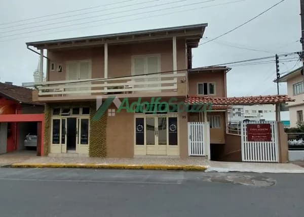 Excelente oportunidade de investimento comercial e residencial no centro