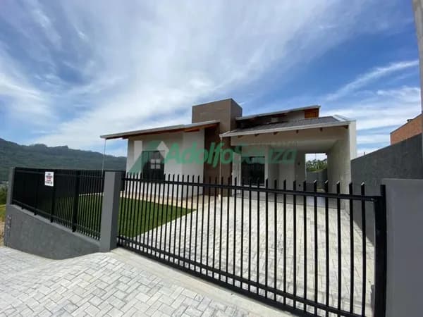 EXCELENTE OPORTUNIDADE DE ADQUIRIR JÁ SUA CASA DE ALVENARIA EM RIO DO SUL-SC