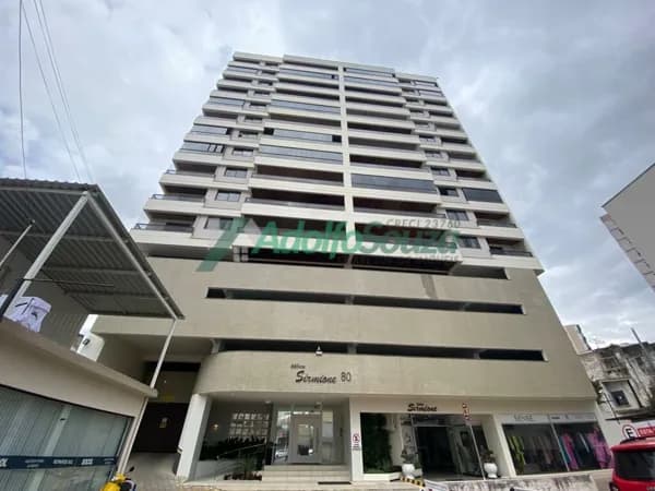 Apartamento bem localizado no centro