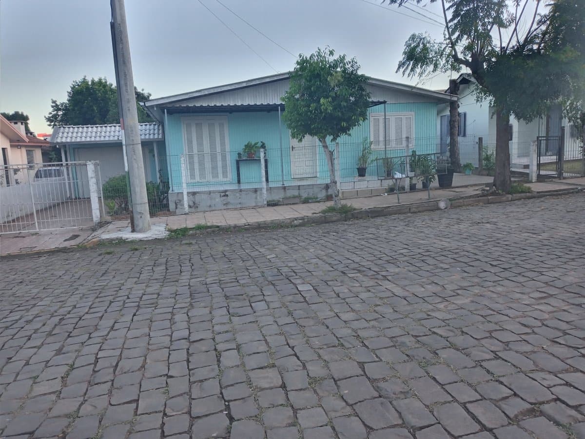 Casa Mista para Venda em PORTO QUINZE Encantado-RS