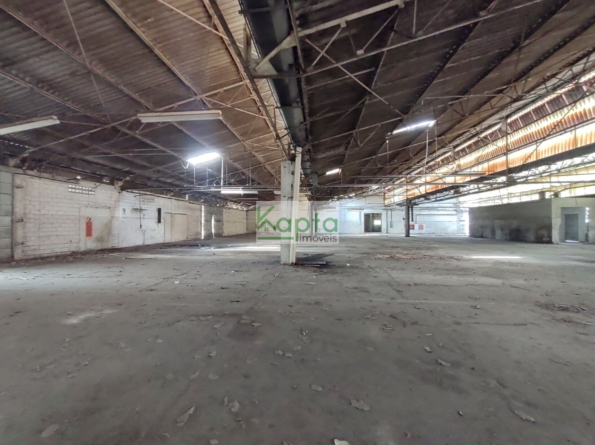Galpão, industrial ou comercial , area total 17,000.00 mts, area construida 5,000,00 para locação no Jardim Jaragua