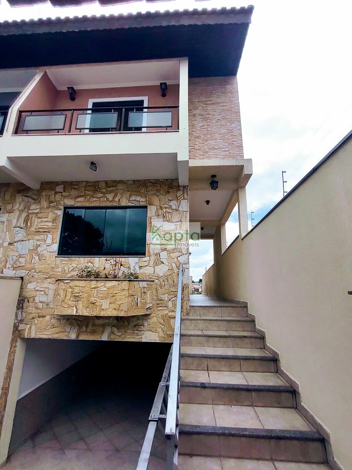 Sobrado com 2 suítes , 4 vagas , 160 mts a venda - Vila Guedes