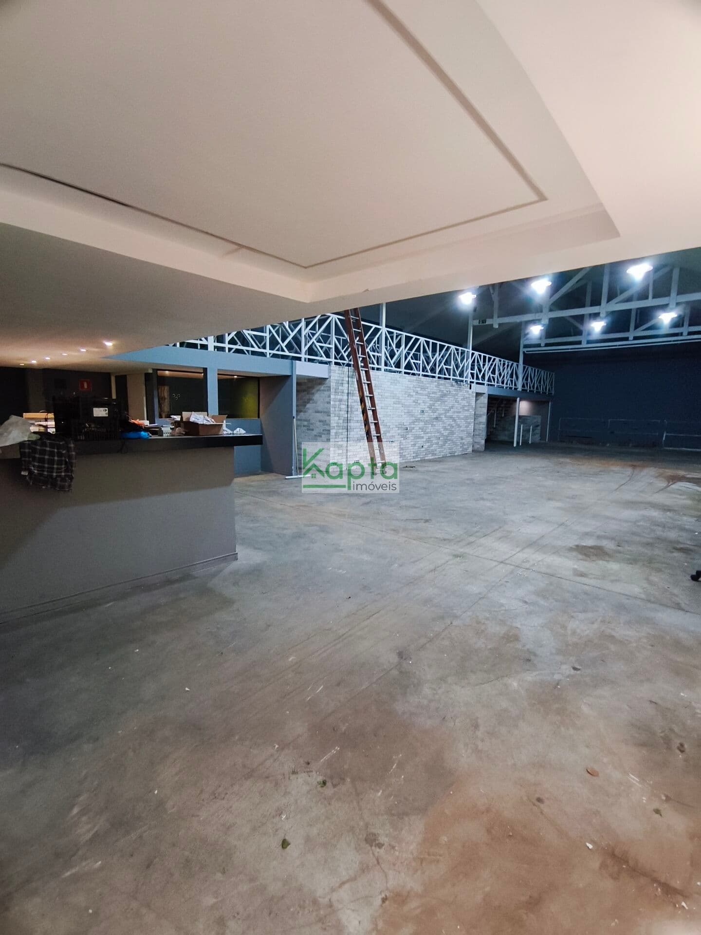 Pavilhão/Galpão Salão Comercial Vila Mangalot