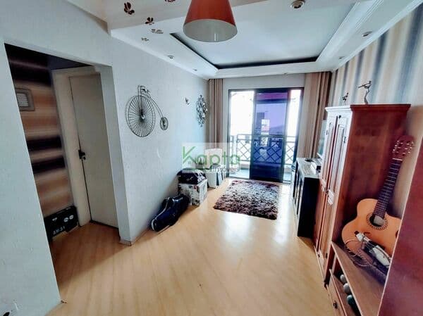 Apartamento com 1 dormitório a venda no Jardim Mangalot