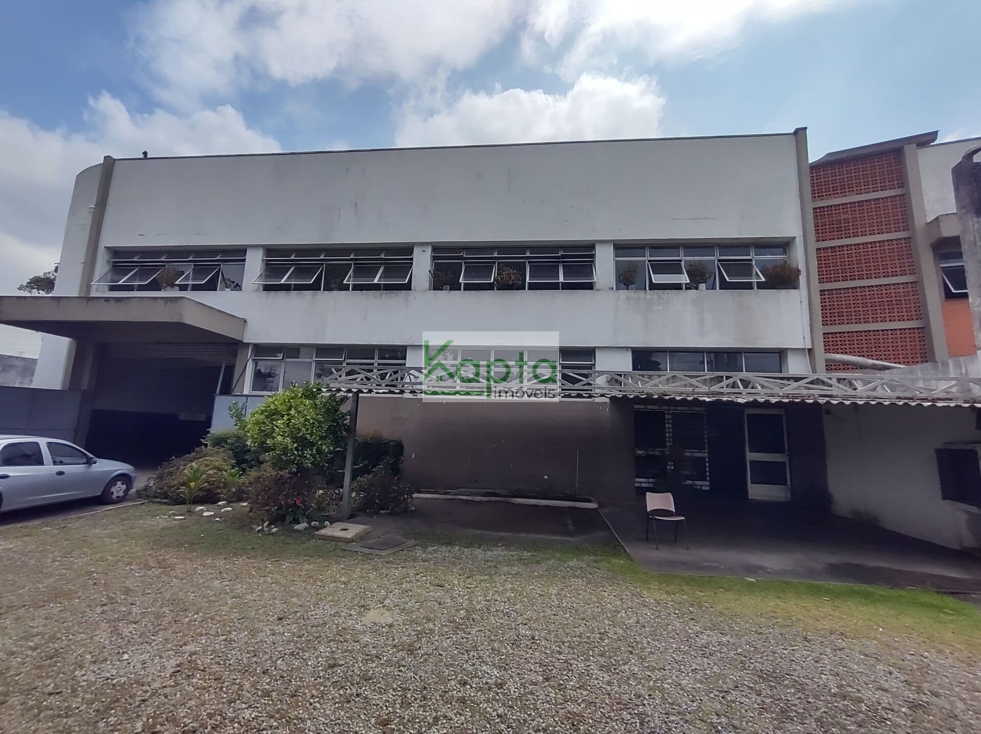 Pavilhão/Galpão Logístico- comercial ou industrial com area de 5 672 .00 construida a venda na Vila dos Remedios