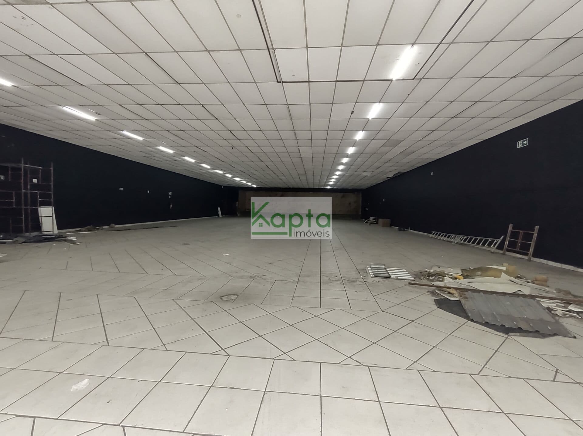Pavilhão/Galpão 1.200 metros para alugar no bairro Jardim Santo Elias - São Paulo/SP