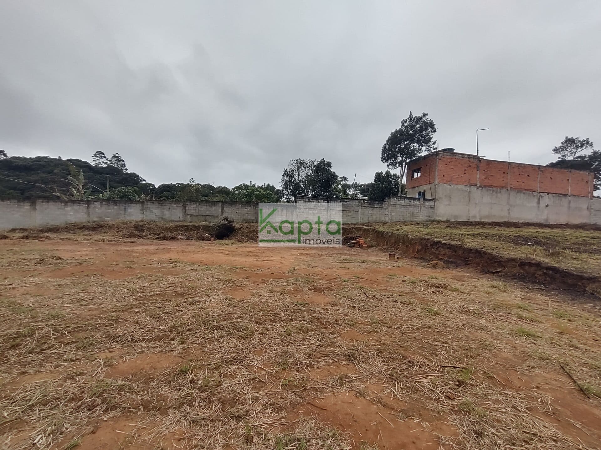 Área Residencial/Comercial Itapecerica da Serra-SP