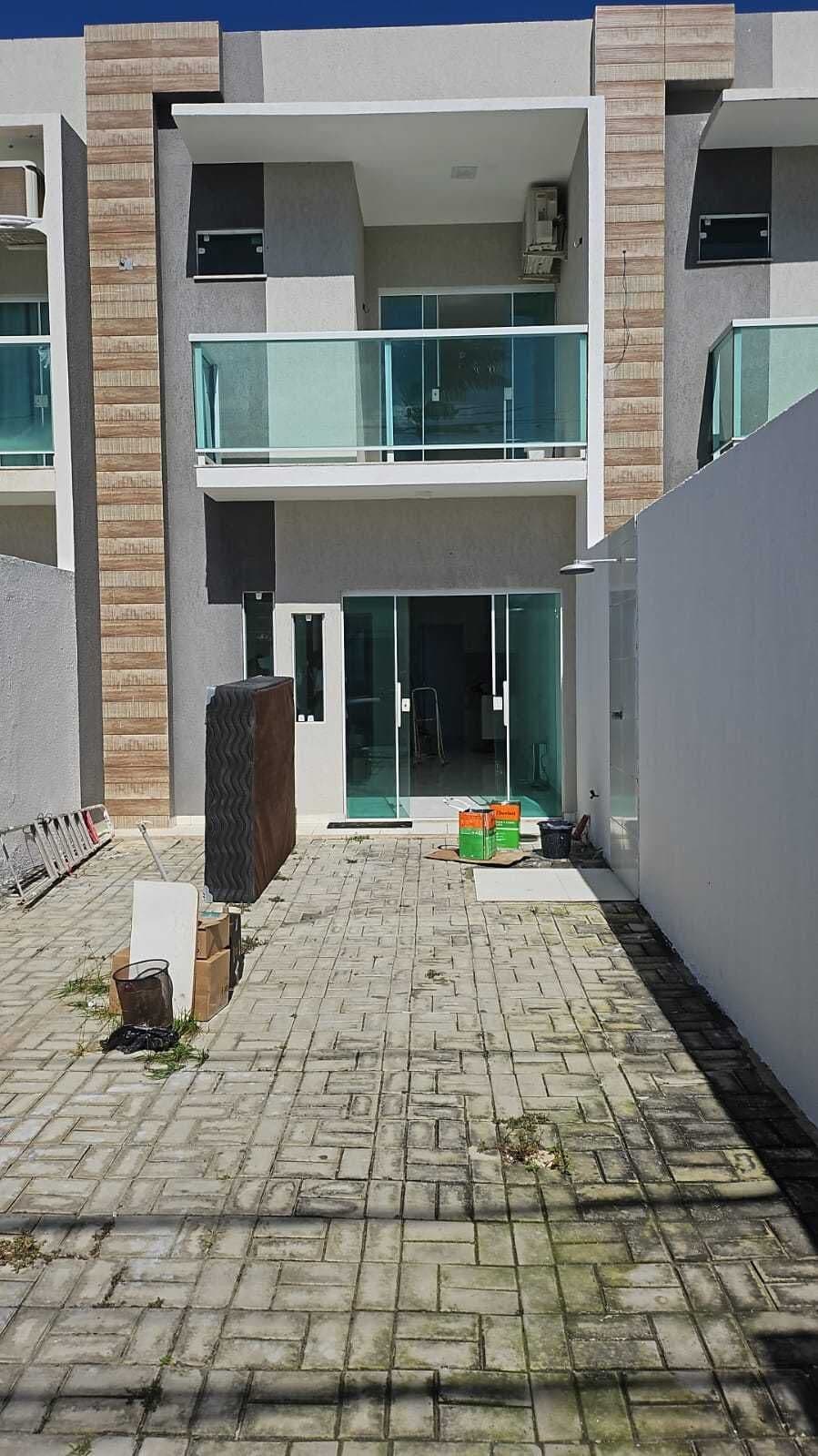Casa à venda no bairro Ipitanga em Lauro de Freitas/BA