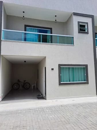 Casa Duplex 4/4 no Cond Rebote em Pitangueiras