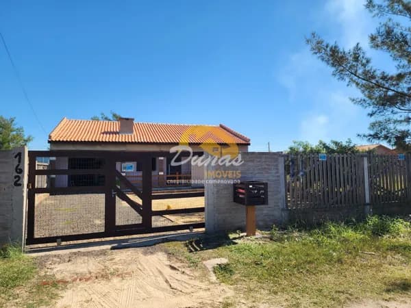 Casa à venda no Balneário Tiaraju - Tramandaí/RS