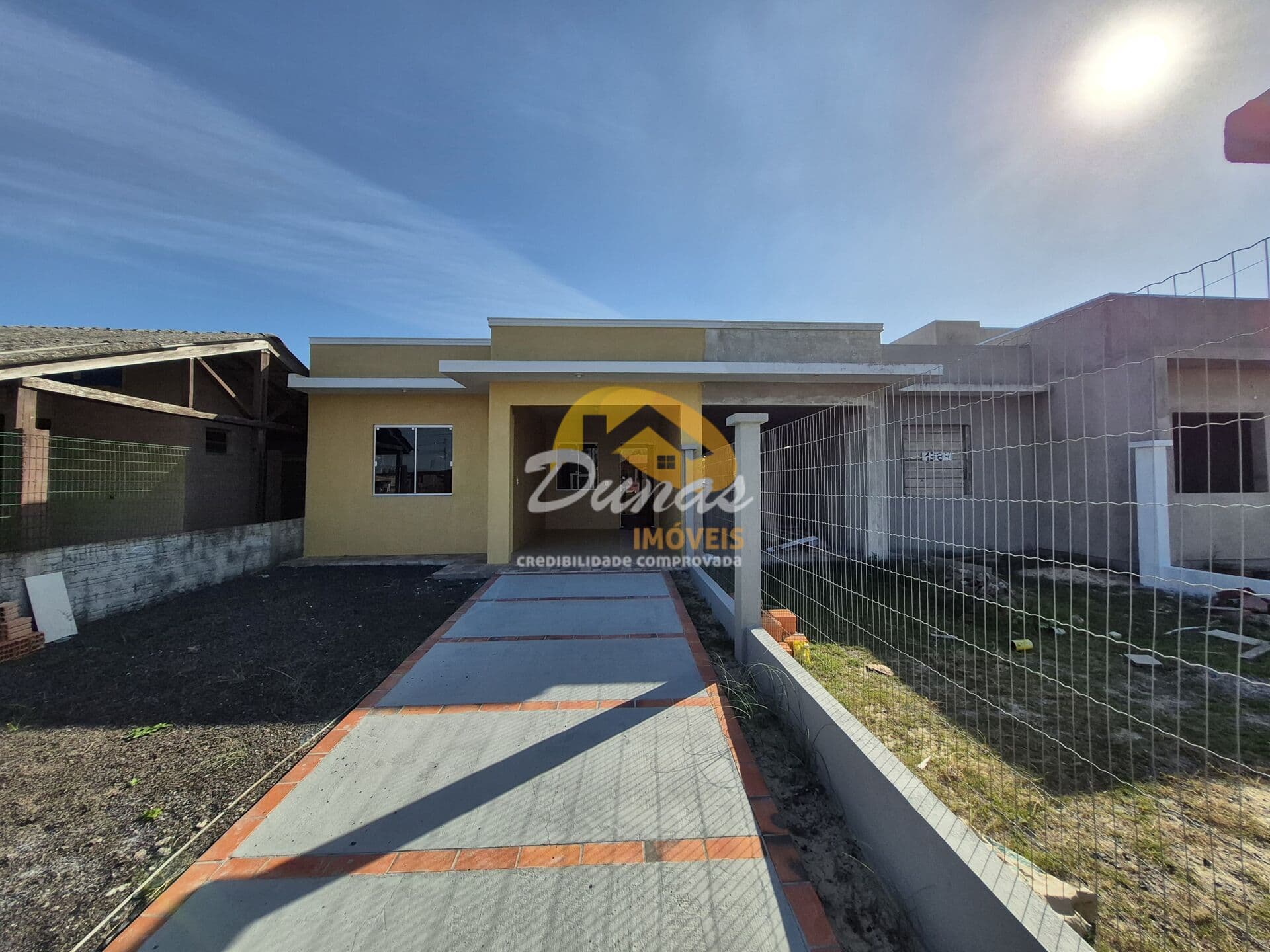GEMINADA EM OÁSIS DO SUL, COM A CONSTRUÇÃO RECÉM FINALIZADA!!!