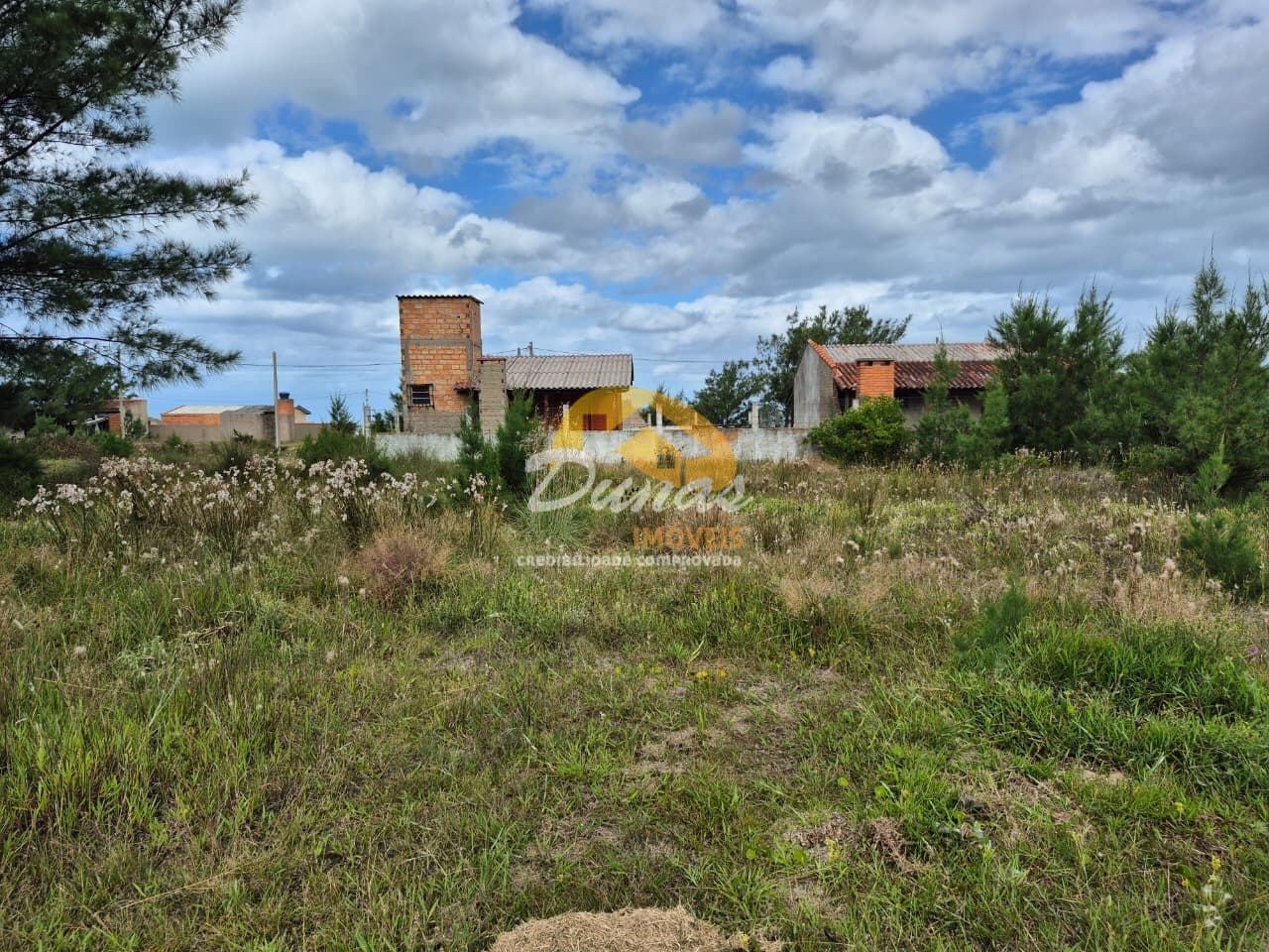 TERRENO À VENDA NO BALNEÁRIO TIARAJÚ - TRAMANDAÍ/RS