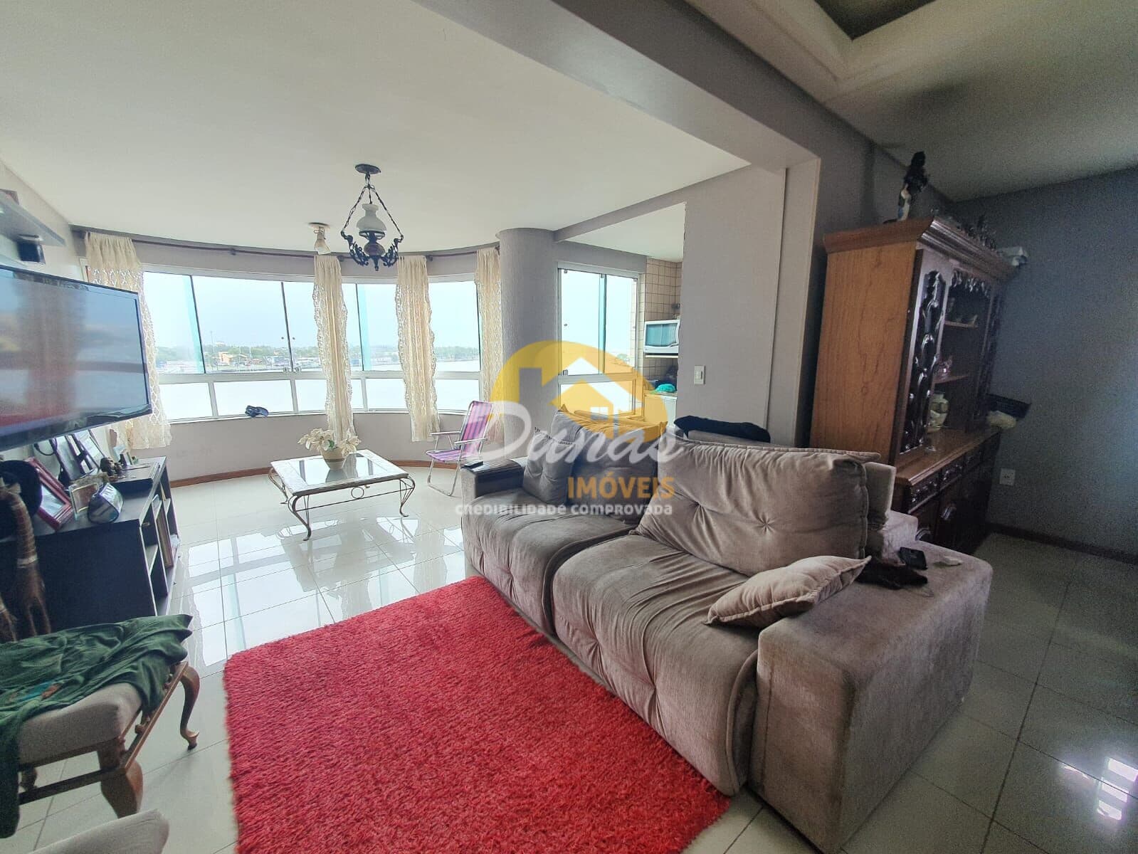 APARTAMENTO COM VISTA PARA O RIO