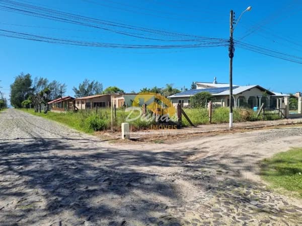 Terreno à venda no Jardim Atlântico - Tramandaí/RS