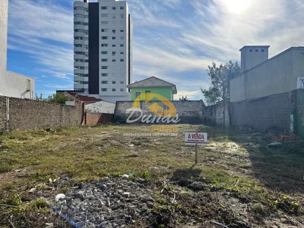 TERRENO NO CENTRO DE TRAMANDAÍ