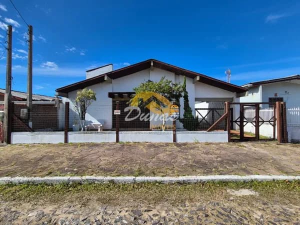 Casa à venda no Centro - Cidreira/RS