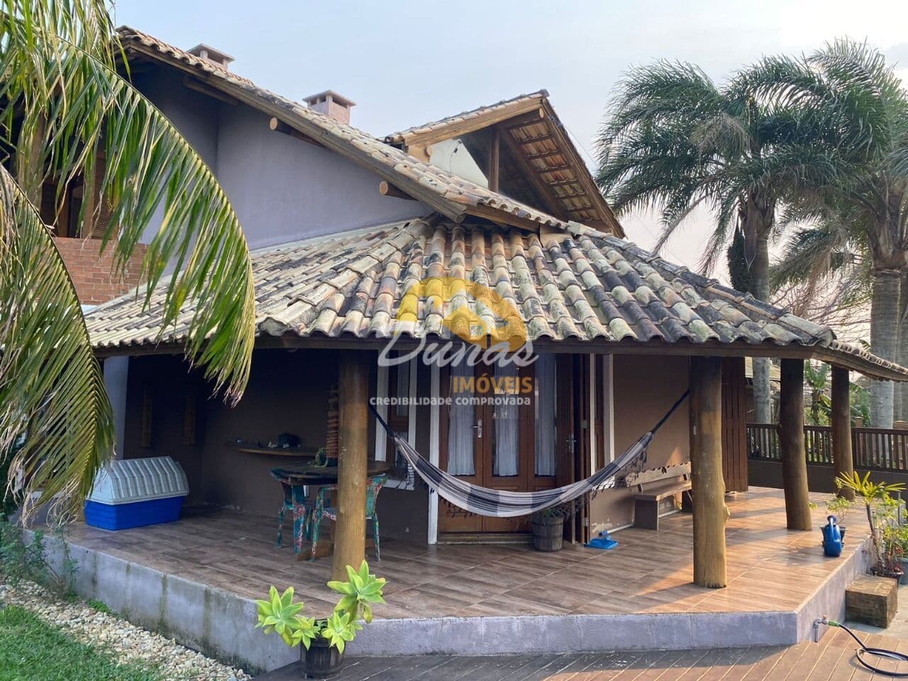 Casa sobrado à venda no Centro - Imbé/RS