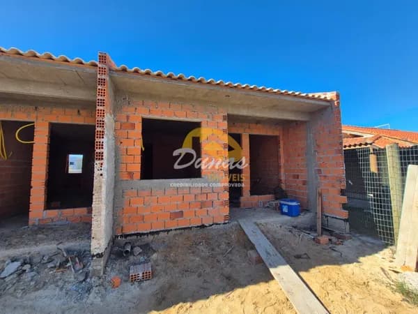 Casa Geminada à venda no Balneário Tiarajú - Tramandaí/RS