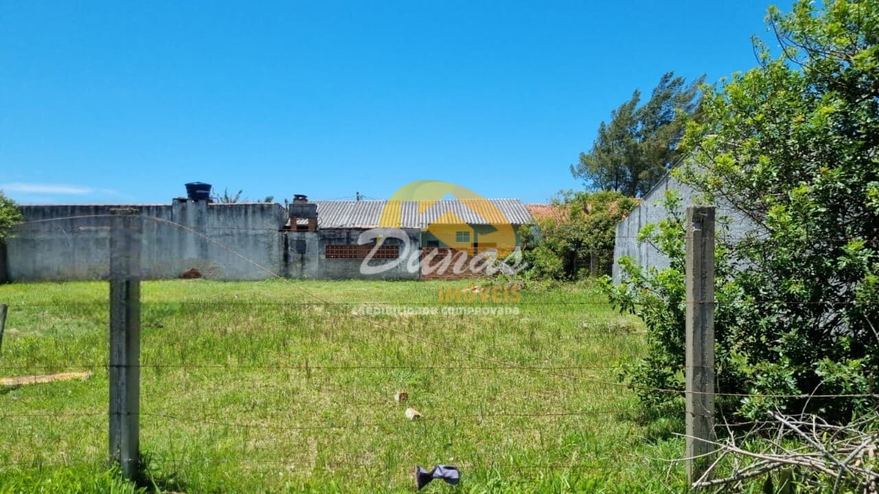 TERRENO APENAS 350 METROS DO MAR