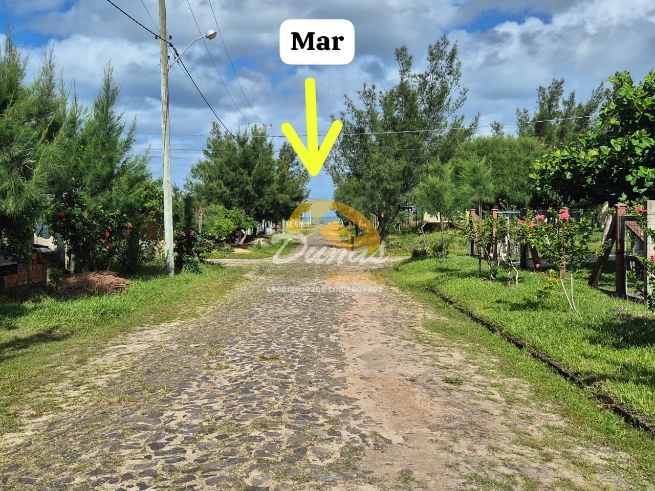 TERRENO À VENDA NO BALNEÁRIO TIARAJÚ - TRAMANDAÍ/RS