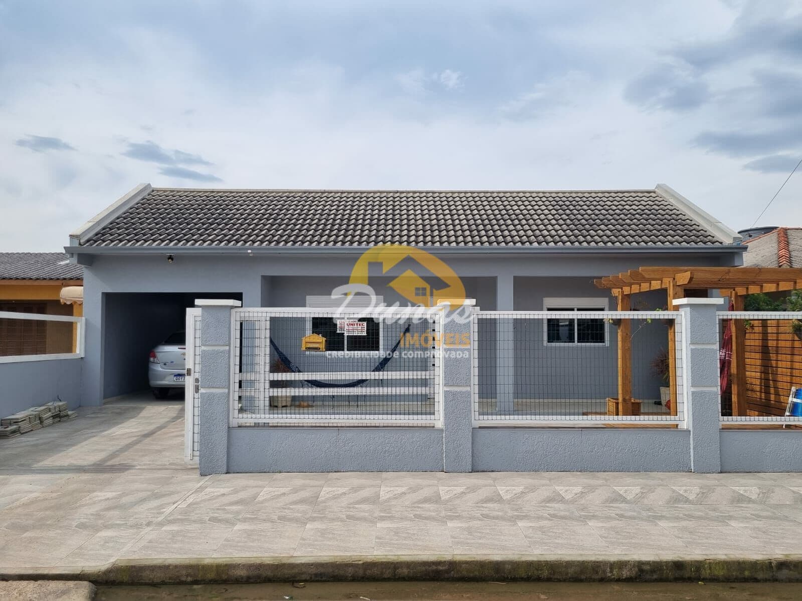 CASA À VENDA JARDIM ATLÂNTICO - TRAMANDAÍ/RS