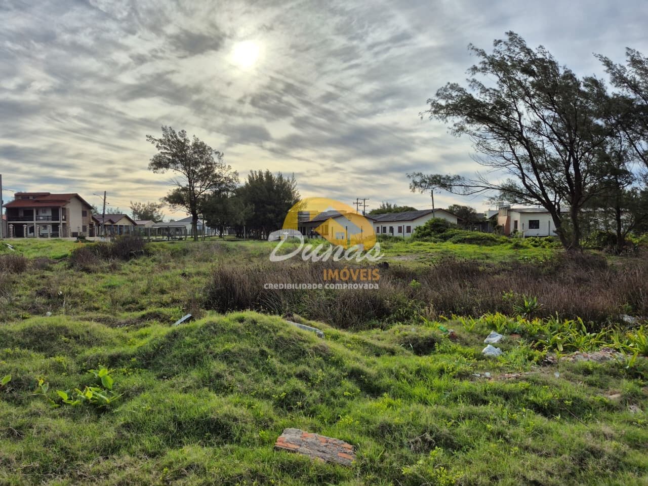 Terrenos à venda em Tramandaí Sul - Tramandaí/RS