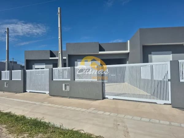 Casa Geminada à venda na Cruzeiro do Sul - Tramandaí/RS