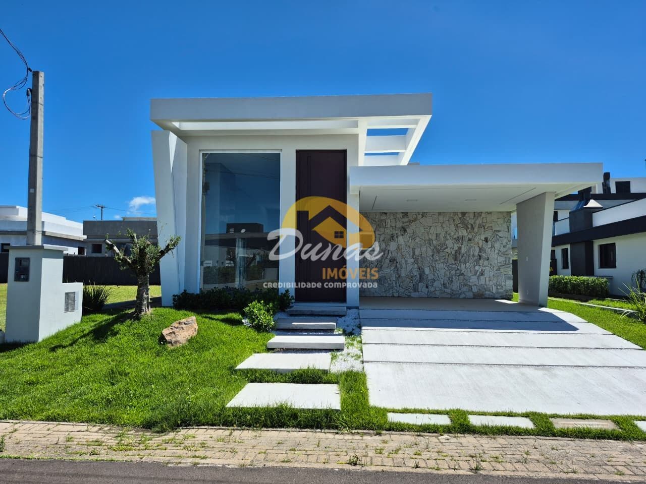 Casa à venda em condomínio fechado - Tramandaí/RS