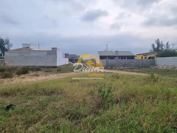 TERRENO PRÓXIMO AO MAR NA ZONA NOVA SUL