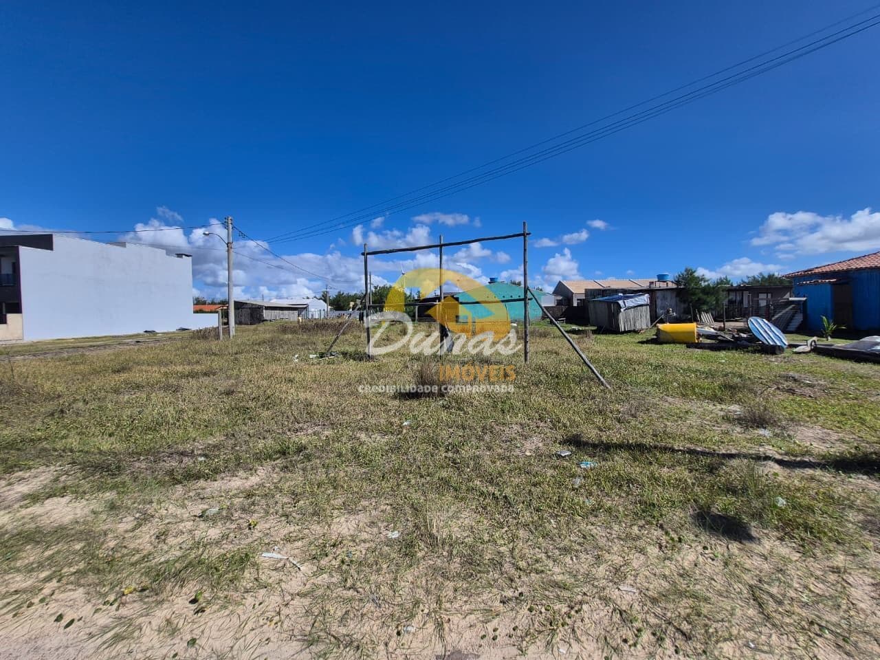 TERRENO BEIRA MAR À VENDA NO BALNEÁRIO TIARAJÚ - TRAMANDAÍ/RS