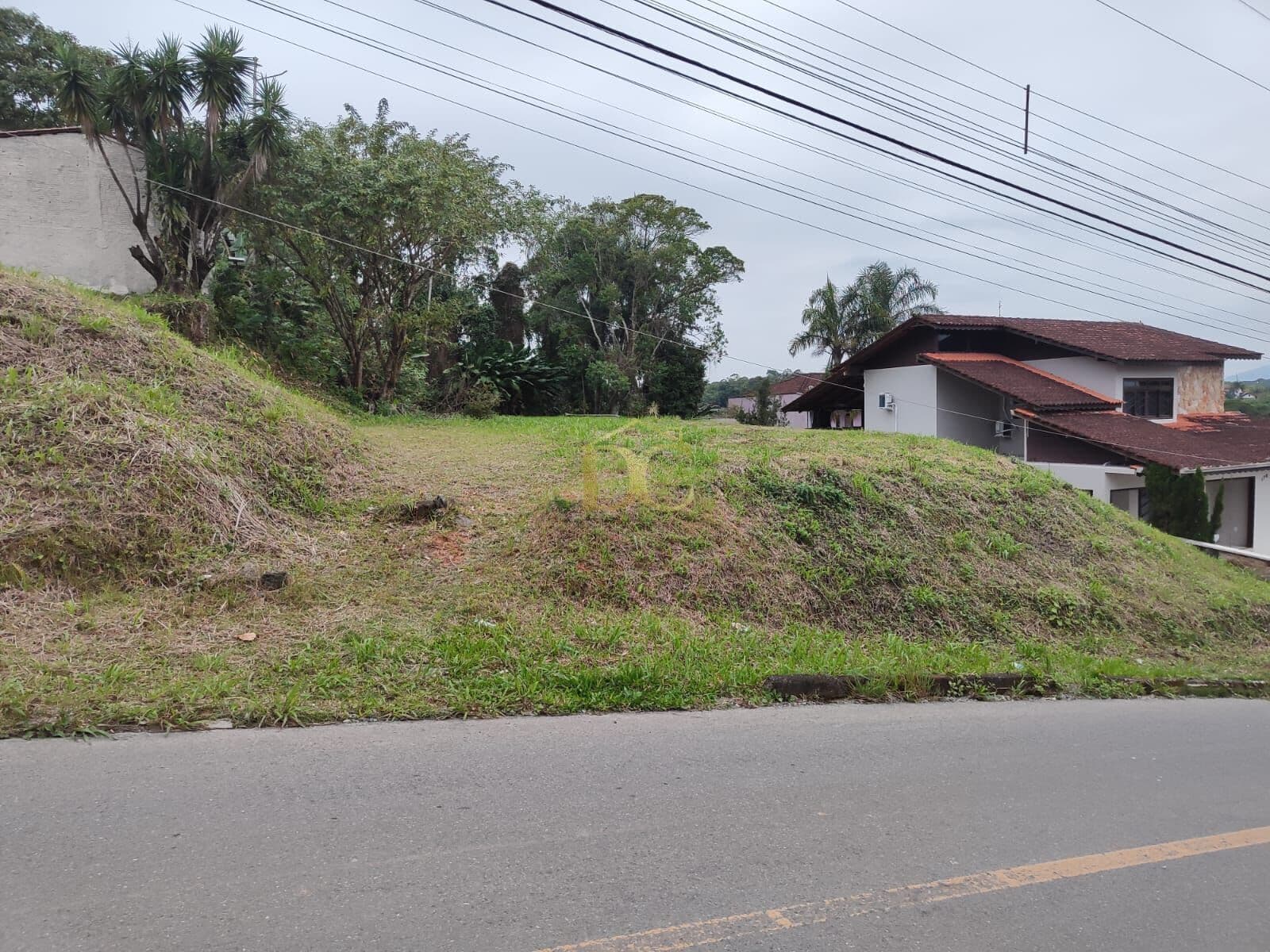 Terreno no Bairro Santa Catarina 13 x 45 PERMUTA NO LOCAL