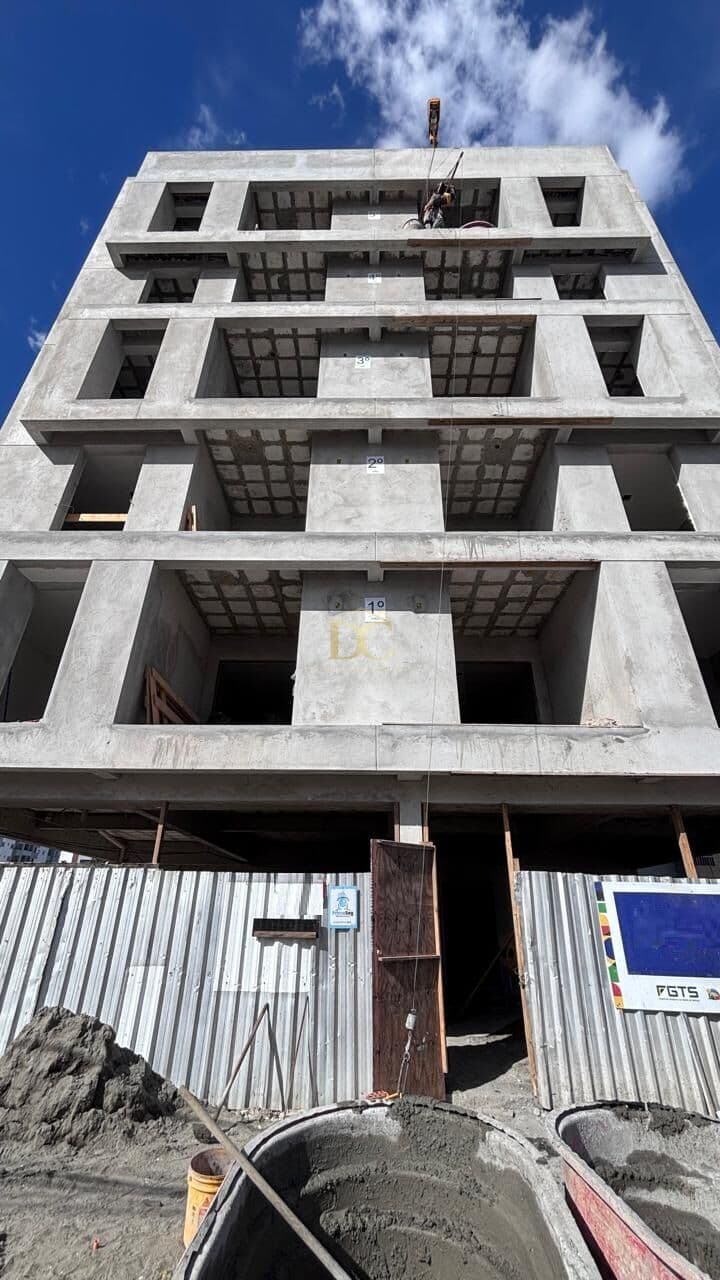 Apartamento no Costa e Silva 1 Suíte + 1 Quarto