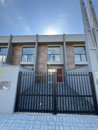 Sobrado Geminado 2 Suítes no Vila Nova