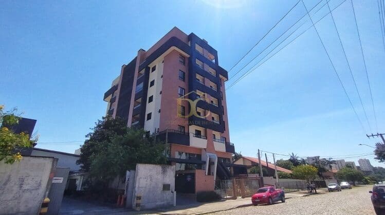 Apartamento Giardino no Bucarein com 2 dormitórios e 152,48m²
