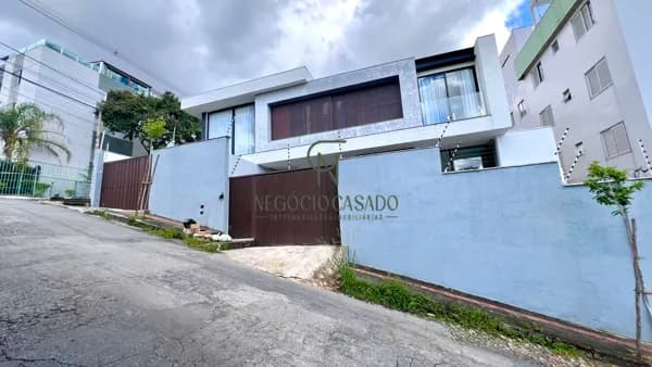 Casa em Belo Horizonte - Nova Granada