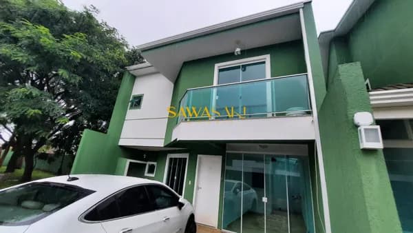 Sobrado Padrão para Venda em Uberaba Curitiba-PR