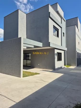 Sobrado Padrão para Venda no Uberaba Curitiba-PR