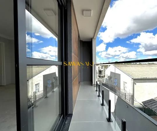 Sobrado à venda no bairro Uberaba 3 dormitórios 1 suíte, possui terraço com churrasqueira e vista incrível - Curitiba/PR