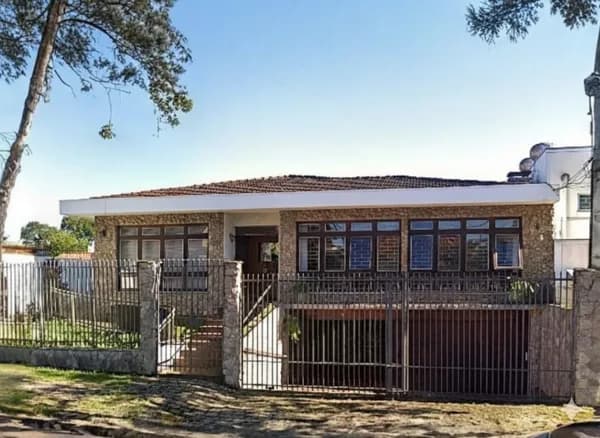Casa de Alto Padrão para Locação no bairro Jardim Social - Curitiba/PR