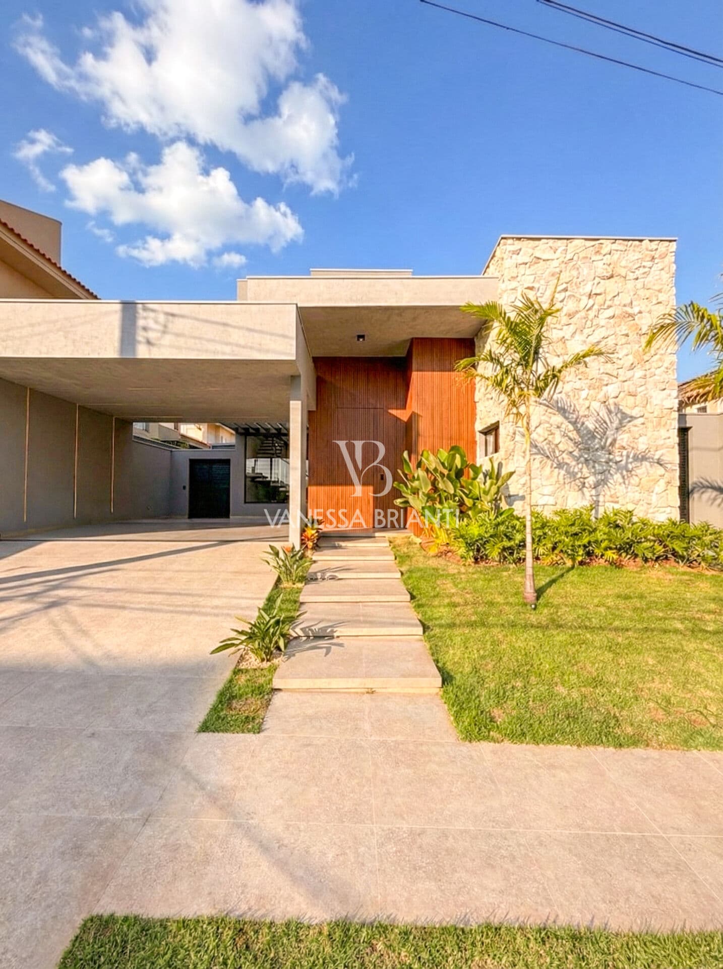 Casa em São José do Rio Preto - Parque Residencial Damha IV