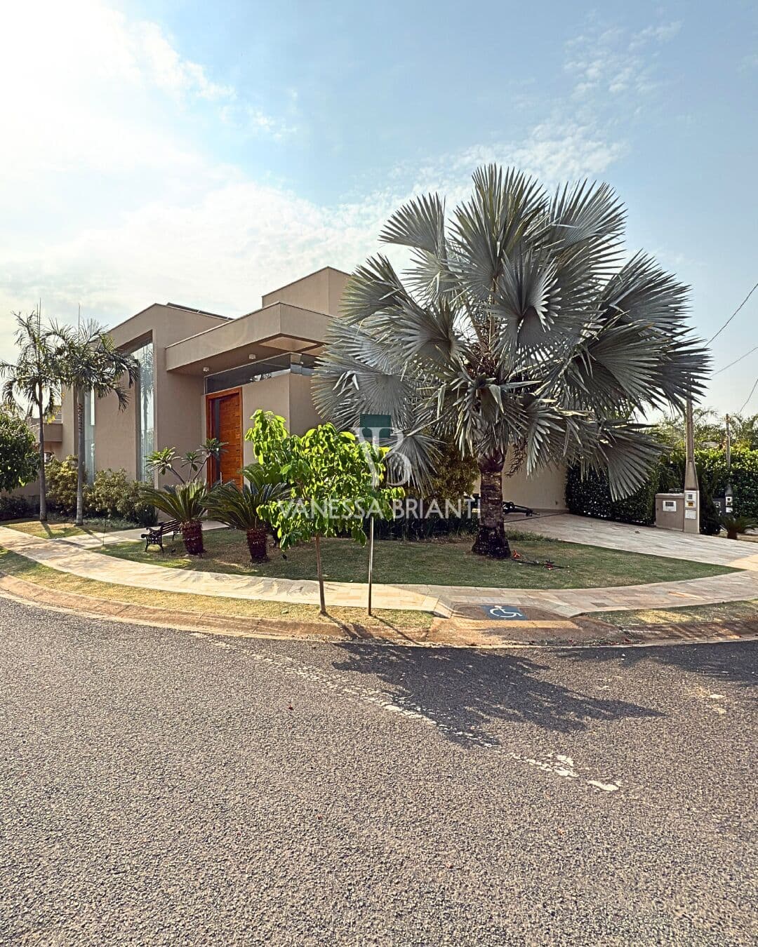 Casa em São José do Rio Preto - Parque Residencial Damha VI