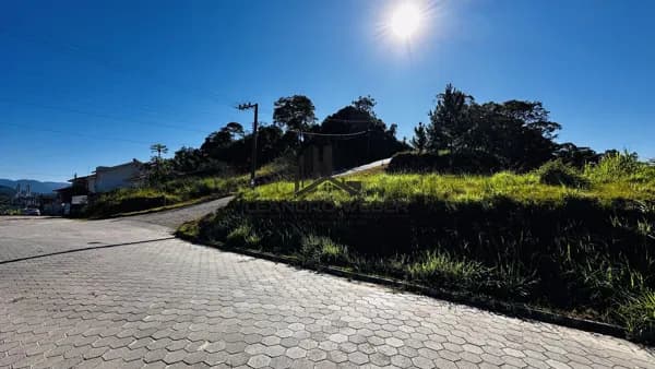 Terreno com 399,63m² - Centro de Antônio Carlos - SC