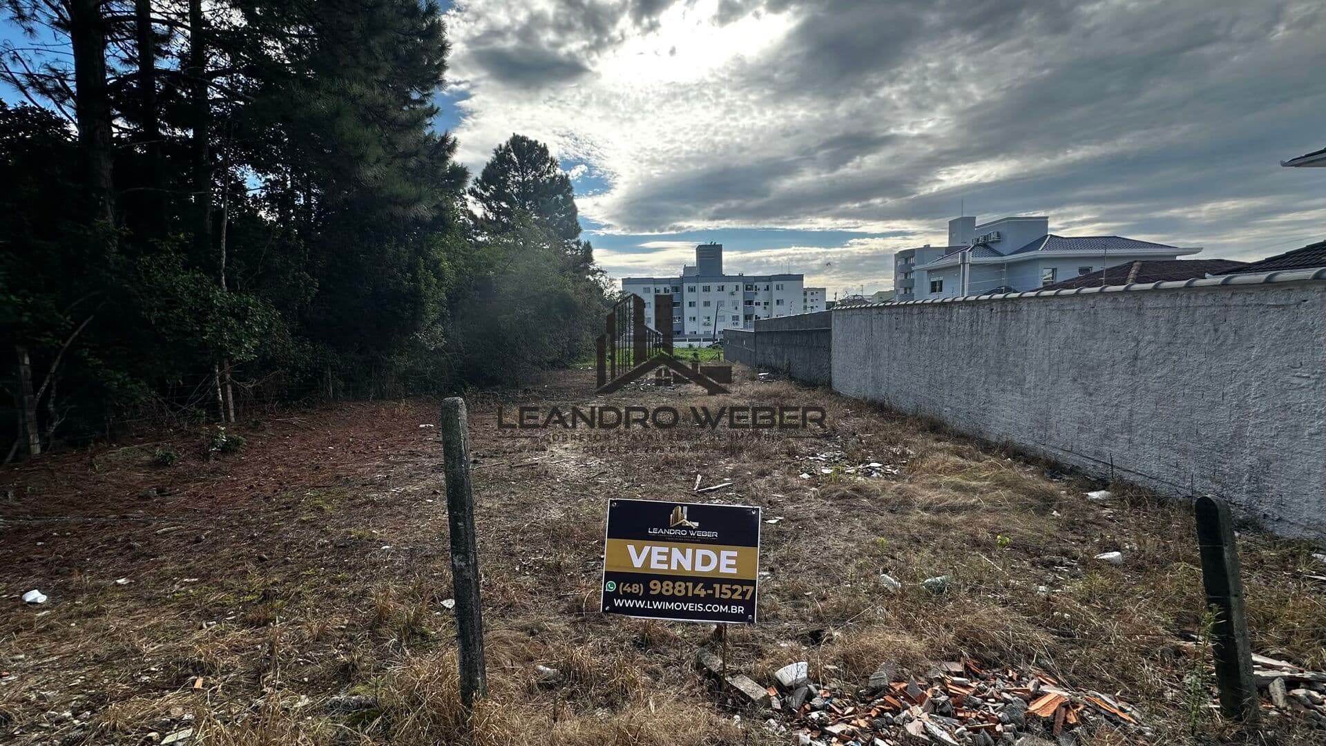 Terreno com 530,40m² - Areias - São José - SC