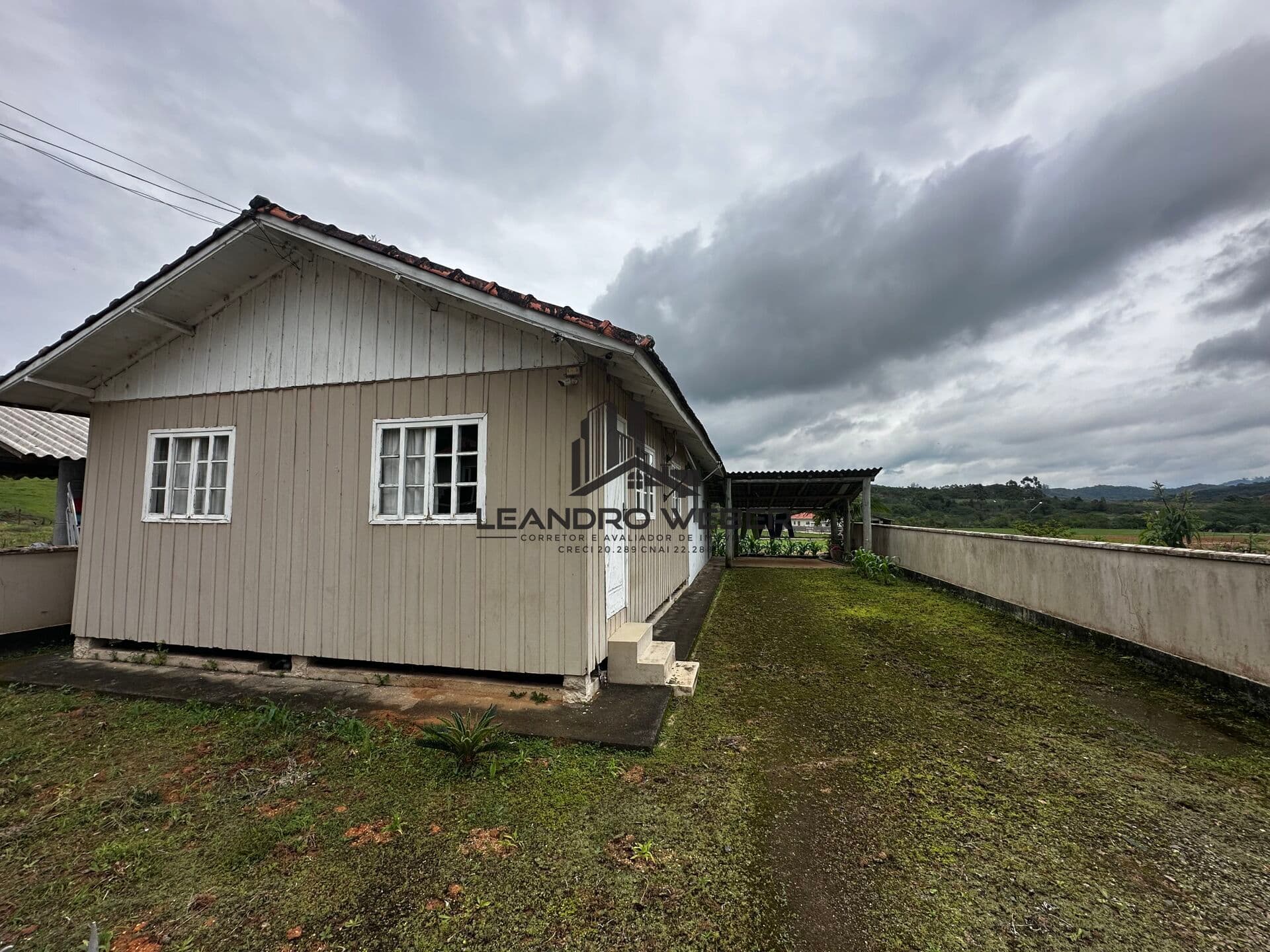 Casa de Madeira em Biguaçú/SC - Próximo a Petrobras