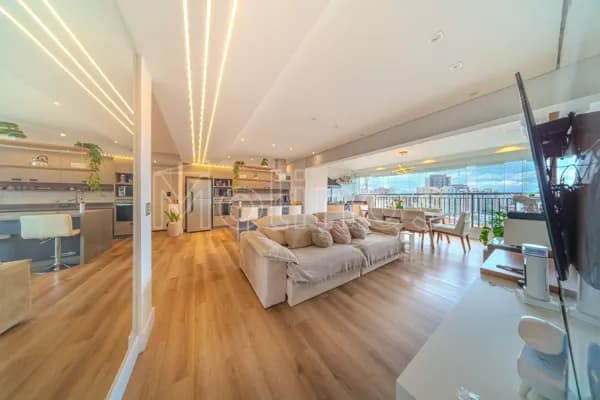 Moderno apartamento de 106m com 2 suítes 2 vagas e depósito a venda no Tatuapé