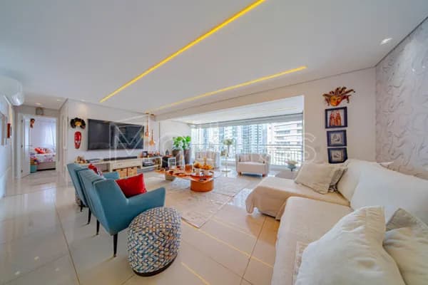 Apartamento Alto Padrão MOBILIADO no Tatuapé, 122 m², 3 Suítes e 2 Vagas