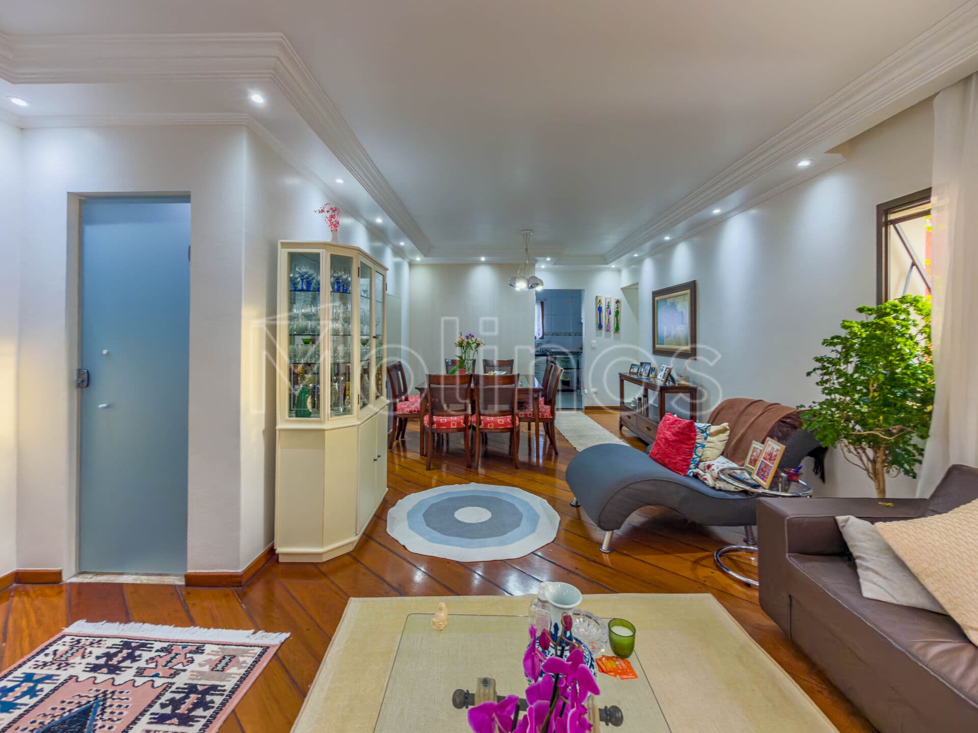 Apartamento na Vila Carrão com 140 m², 3 dormitórios, 2 vagas - Excelente Localização