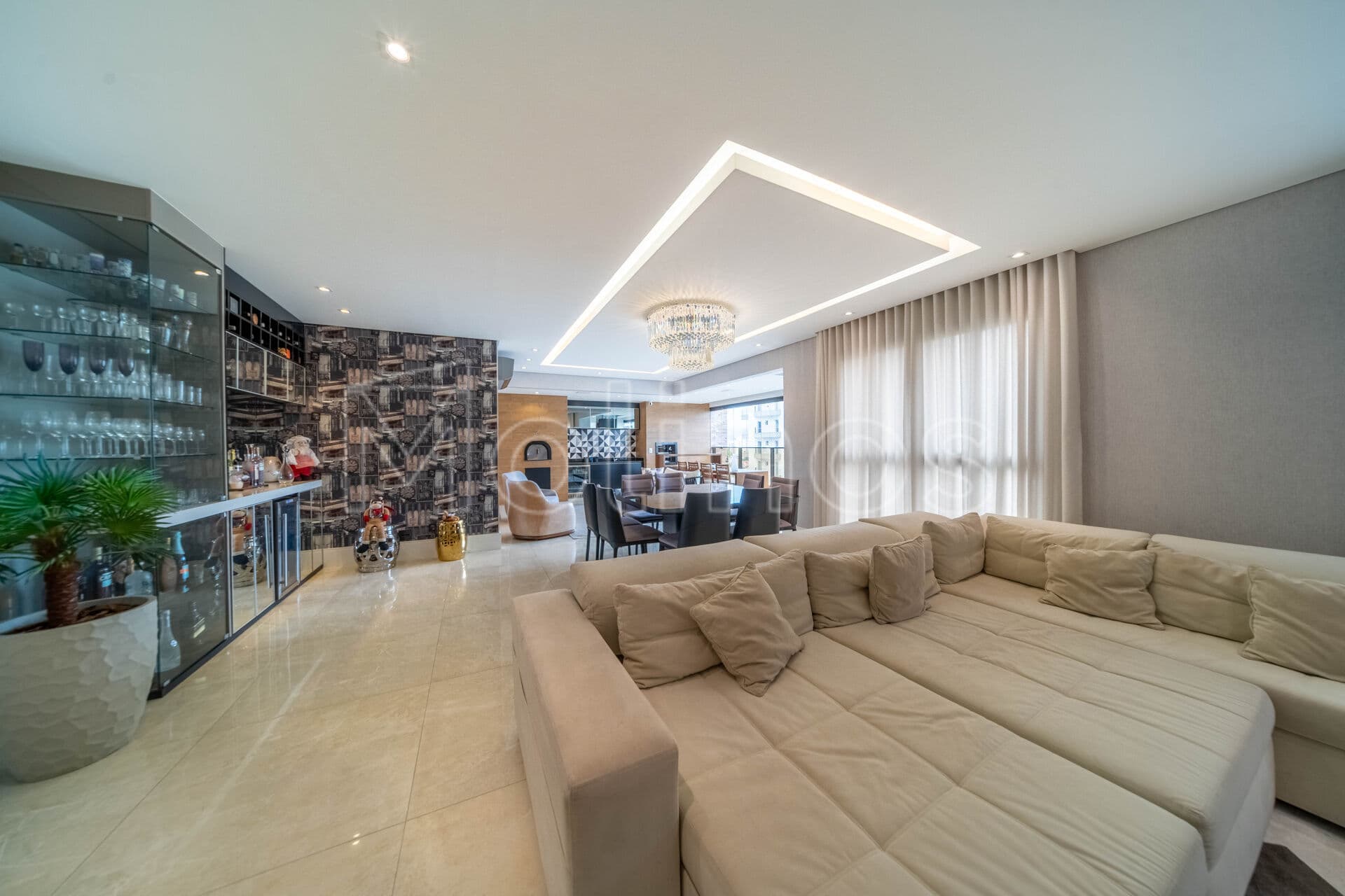 Apartamento á venda no Jardim Anália Franco - Tatuapé, 186 m² , 3 suites, 4 vagas, mobiliado